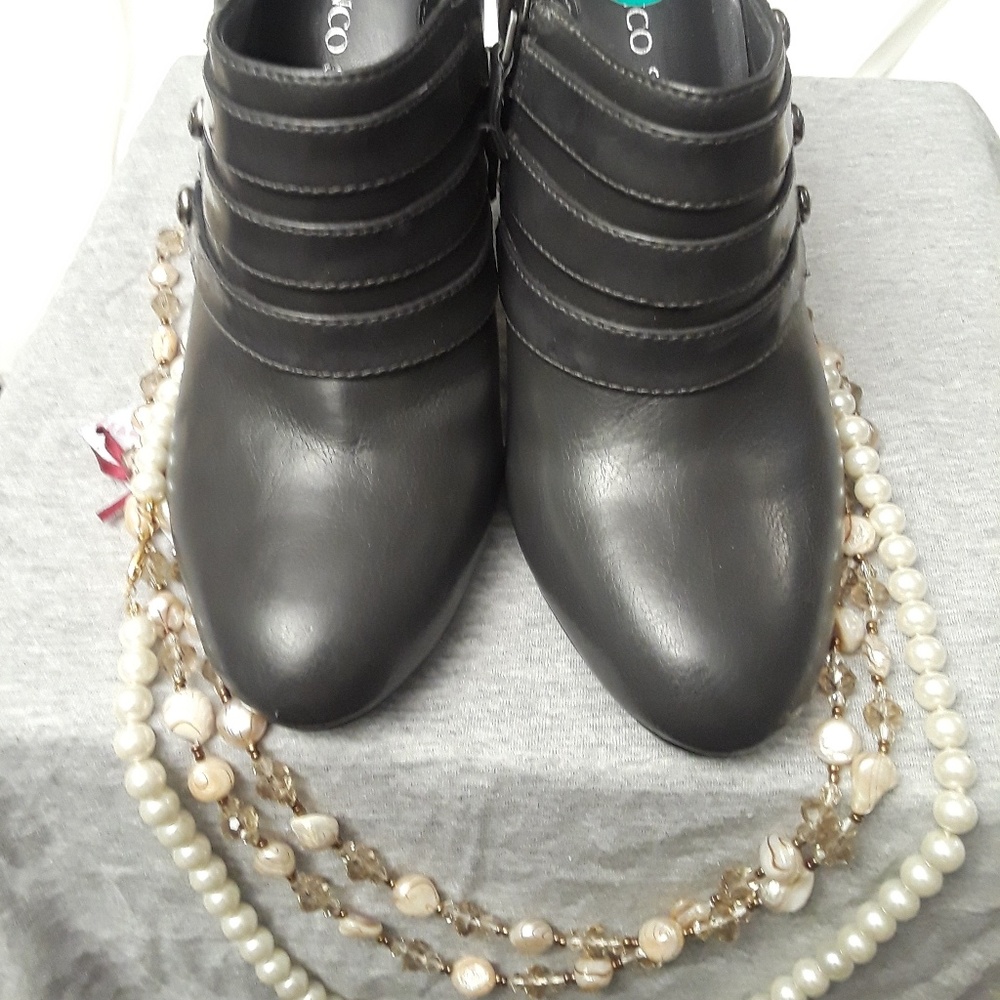Shoes  .... Franco Sarto